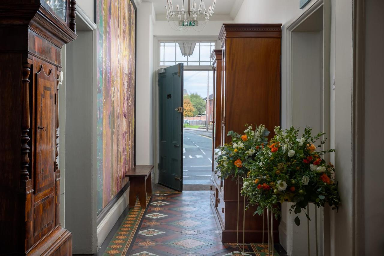 Bed and Breakfast St Johns House Личфилд Экстерьер фото