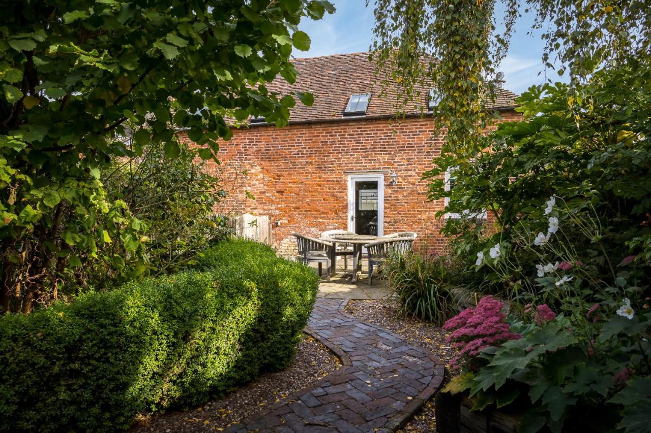 Bed and Breakfast St Johns House Личфилд Экстерьер фото