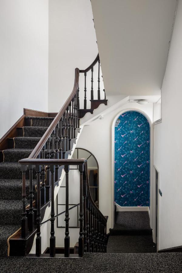 Bed and Breakfast St Johns House Личфилд Экстерьер фото