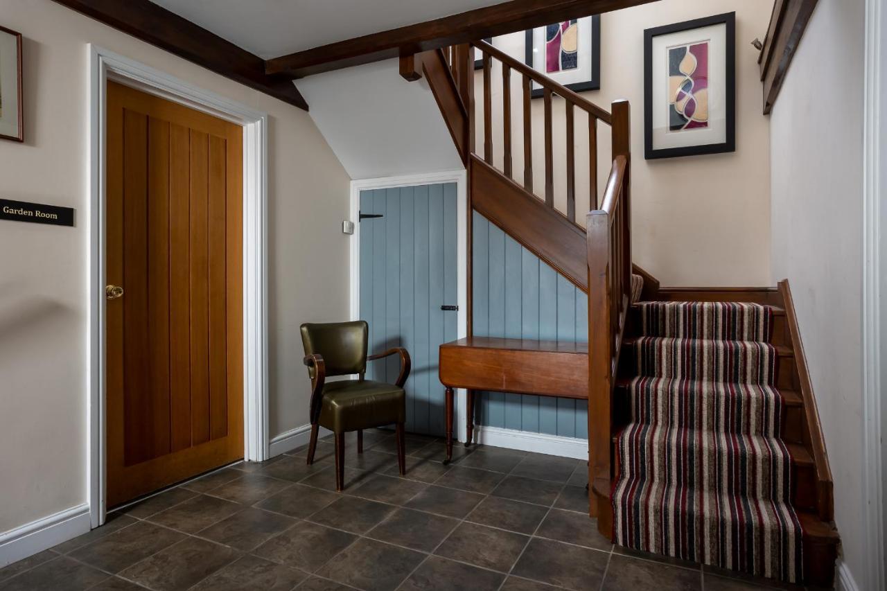Bed and Breakfast St Johns House Личфилд Экстерьер фото